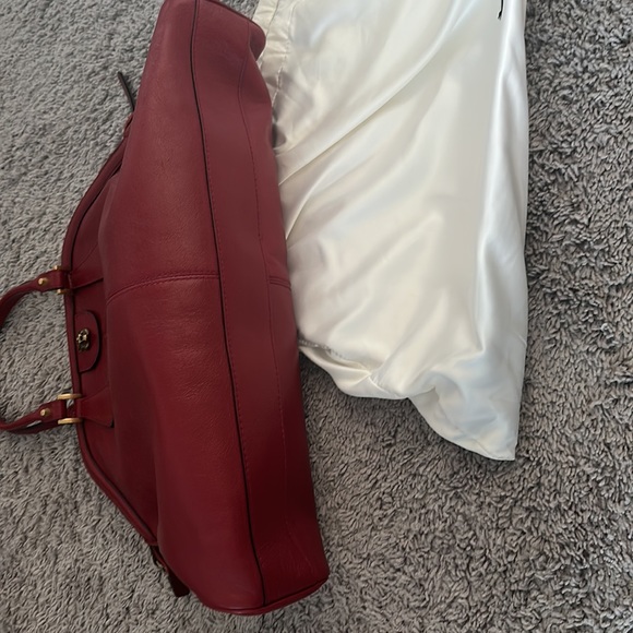 Gucci- red large Rebelle bag - Picture 3 of 4